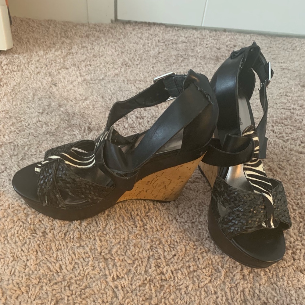 Black zebra and braided wedges. Size 8